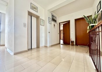 Vano scala - Attico Via Giovanni da Verrazzano 64, Pontedera - foto 27