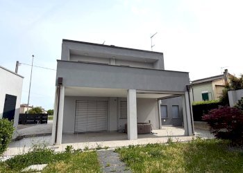 WhatsApp Image 2026-05-23 at 10.34.57 (2) - Porzione di casa Rovigo - foto 18