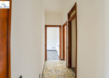Via Mignone-15 - Three-room apartment Via Mignone 31, Savona - photo 15