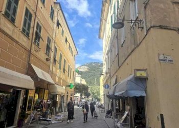 7af4b7f0-aa1a-4297-a431-bb11f0528fa6 - Four-room apartment Via Tommaso Pertica 52, Finale Ligure - photo 30