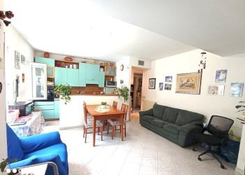 soggiorno - Three-room apartment Vado Ligure - photo 1