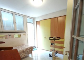 camera2 - Three-room apartment Vado Ligure - photo 3