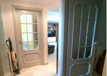 disimpegno - Three-room apartment Vado Ligure - photo 11