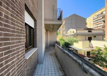 PHOTO-2026-06-06-11-33-28_4 - Four-room apartment Via Caio Asinio Pollione 28, Pescara - photo 1