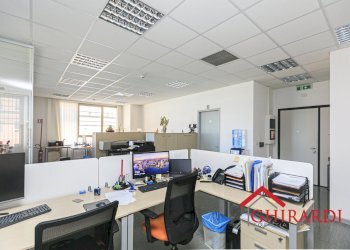 2.2 RECEPTION - Ufficio Via delle Nuove Tecnologie Enrico Albareto 21, Genova (zona Sestri Ponente) - foto 6