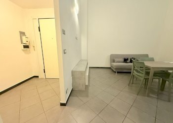 1.1 INGRESSO.jpeg - Appartamento via borzoli  33, Genova (zona Sestri Ponente) - foto 3