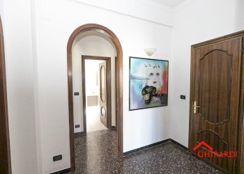 1.3 ingresso.jpg - Apartment VIA BORZOLI 12A, Genova (neighborhood Sestri Ponente) - photo 5