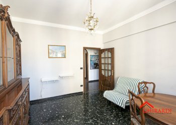 2.2 soggiorno.jpg - Apartment VIA BORZOLI 12A, Genova (neighborhood Sestri Ponente) - photo 7