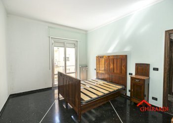 4.1 camera matrimoniale.jpg - Apartment VIA BORZOLI 12A, Genova (neighborhood Sestri Ponente) - photo 14