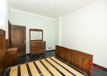 4.3 camera matrimoniale.jpg - Apartment VIA BORZOLI 12A, Genova (neighborhood Sestri Ponente) - photo 16
