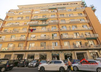 12.0 edificio.jpg - Apartment VIA BORZOLI 12A, Genova (neighborhood Sestri Ponente) - photo 28