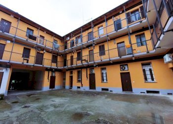 Stabile - Appartamento Via Quinto Romano 52, Milano (zona Baggio) - foto 10