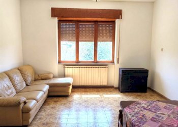 Gemini_Generated_Image_2hq2gr2hq2gr2hq2 - Villa Via Carpinetana Ovest, Segni - foto 5