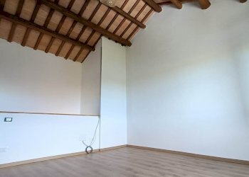 CAMERA DA LETTO - Rustico Polesella - foto 9