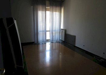 Three-room apartment Via Taranto, 16, Genova (neighborhood Lagaccio) - photo 17