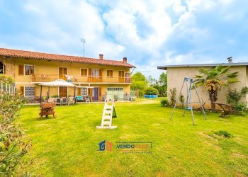 Independent house Cherasco - photo 1