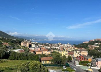 Three-room apartment Via Pecorara, Arenzano - photo 1