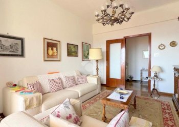 Three-room apartment Via Pecorara, Arenzano - photo 12