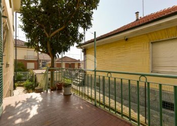 Portion of a house Via Fiano, Rivoli - photo 3