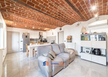Independent house Casalgrasso - photo 9