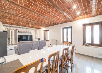 Independent house Casalgrasso - photo 11