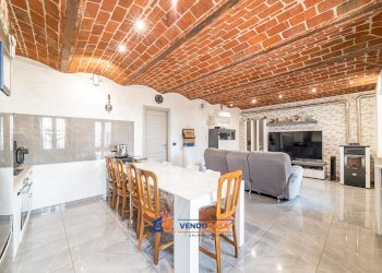 Independent house Casalgrasso - photo 12
