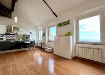Four-room apartment Via Lungomare di Pegli, Genova (neighborhood Pegli) - photo 2