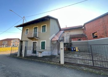 Two-room apartment Via Indritti Fisca, San Francesco al Campo - photo 1