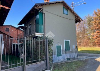 Two-room apartment Via Indritti Fisca, San Francesco al Campo - photo 10