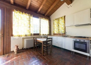 Cucina - Rustic via San Martino, Monte San Pietro - photo 9