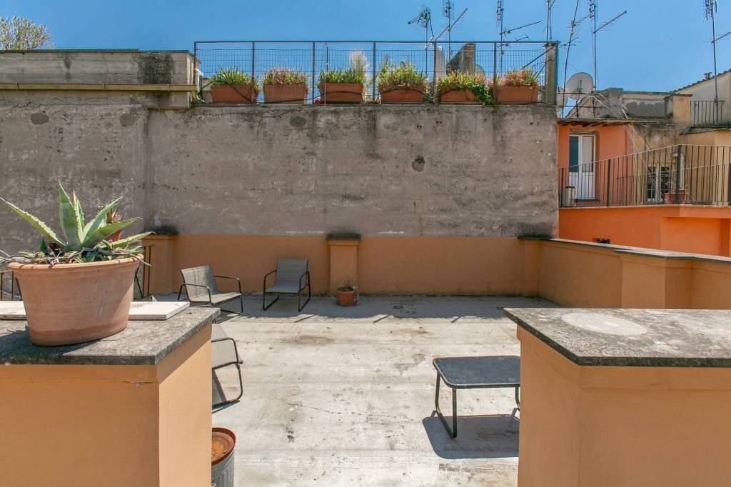 Terrazzo - Trilocale via della Lungara, 18, Roma (zona Trastevere) - foto 3