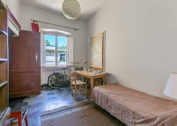 Camera da letto - Trilocale via della Lungara, 18, Roma (zona Trastevere) - foto 12