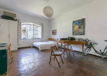 Camera da letto - Trilocale via della Lungara, 18, Roma (zona Trastevere) - foto 30