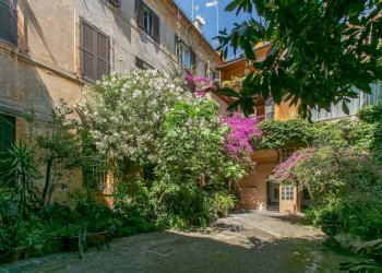 Cortile interno - Trilocale via della Lungara, 18, Roma (zona Trastevere) - foto 36