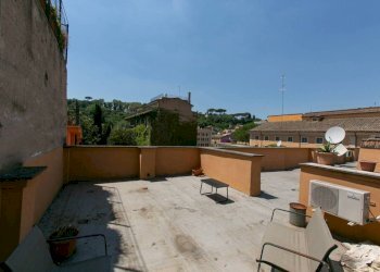 Terrazzo - Three-room apartment via della Lungara, 18, Roma (neighborhood Trastevere) - photo 6