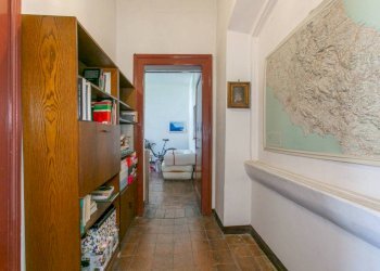 Corridoio - Three-room apartment via della Lungara, 18, Roma (neighborhood Trastevere) - photo 27
