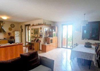 Facciata - Villa via Asti, Calliano - photo 19