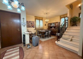 Salone - Villa via Villa, Gemmano - photo 8