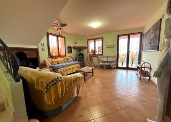 Salone - Villa via Villa, Gemmano - photo 23