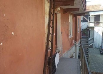 Balcone - Appartamento via Alessandro Manzoni, 50, Galliate - foto 4