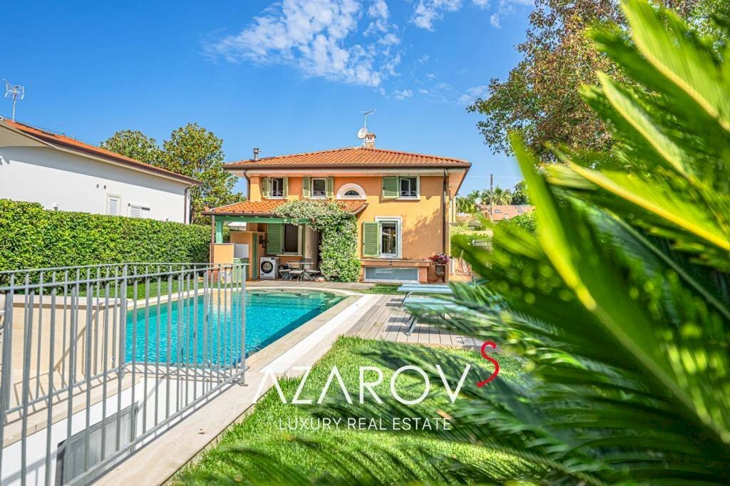 Piscina - Villa viale Apua, 359, Pietrasanta - photo 1