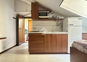 One-room apartment Via marghera, Milano (neighborhood Buonarroti) - photo 7