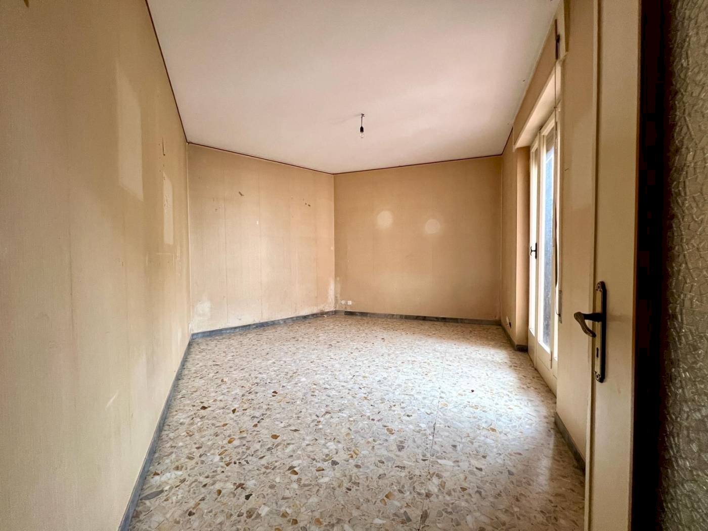 Three-room apartment Sanremo - photo 3