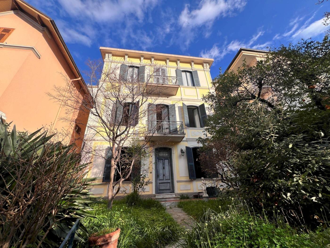 Townhouse Via Alessandro Volta, Sanremo - photo 1