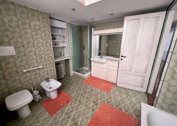 Townhouse Via Alessandro Volta, Sanremo - photo 25