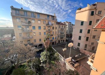 Townhouse Via Alessandro Volta, Sanremo - photo 32