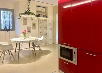 Two-room apartment Via dei Capuccini, Sanremo - photo 4