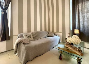 Two-room apartment Via dei Capuccini, Sanremo - photo 9