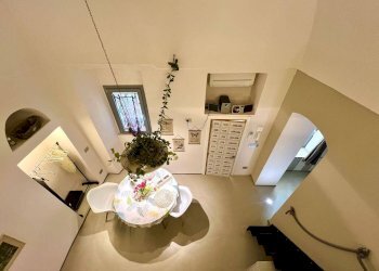 Two-room apartment Via dei Capuccini, Sanremo - photo 25