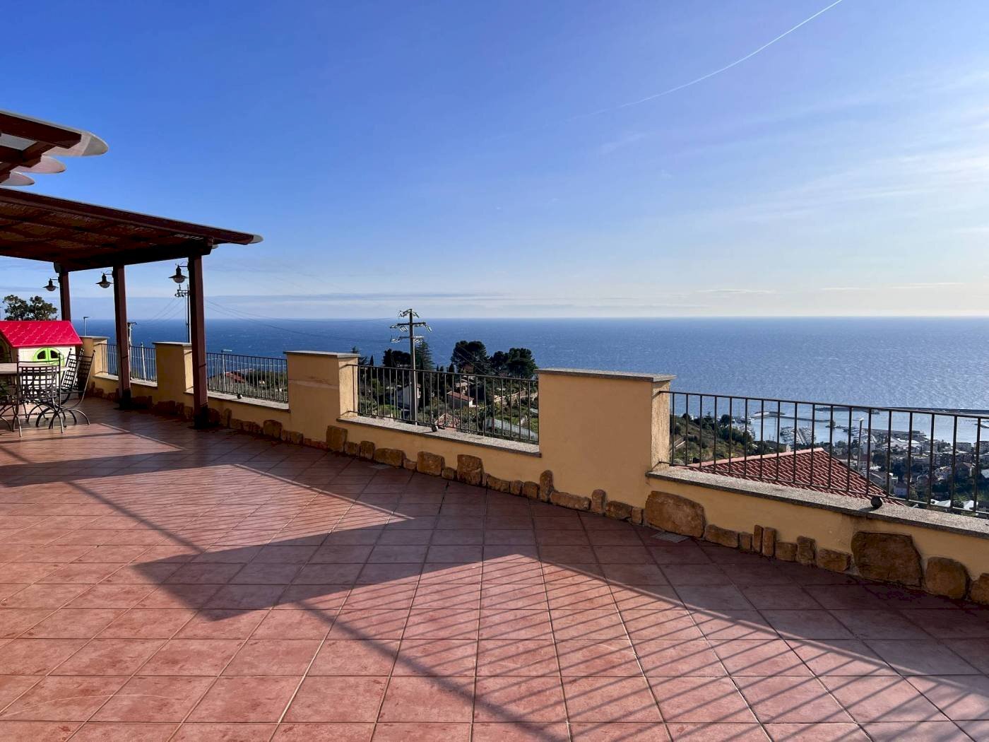 Single Family Villa Sanremo - photo 2